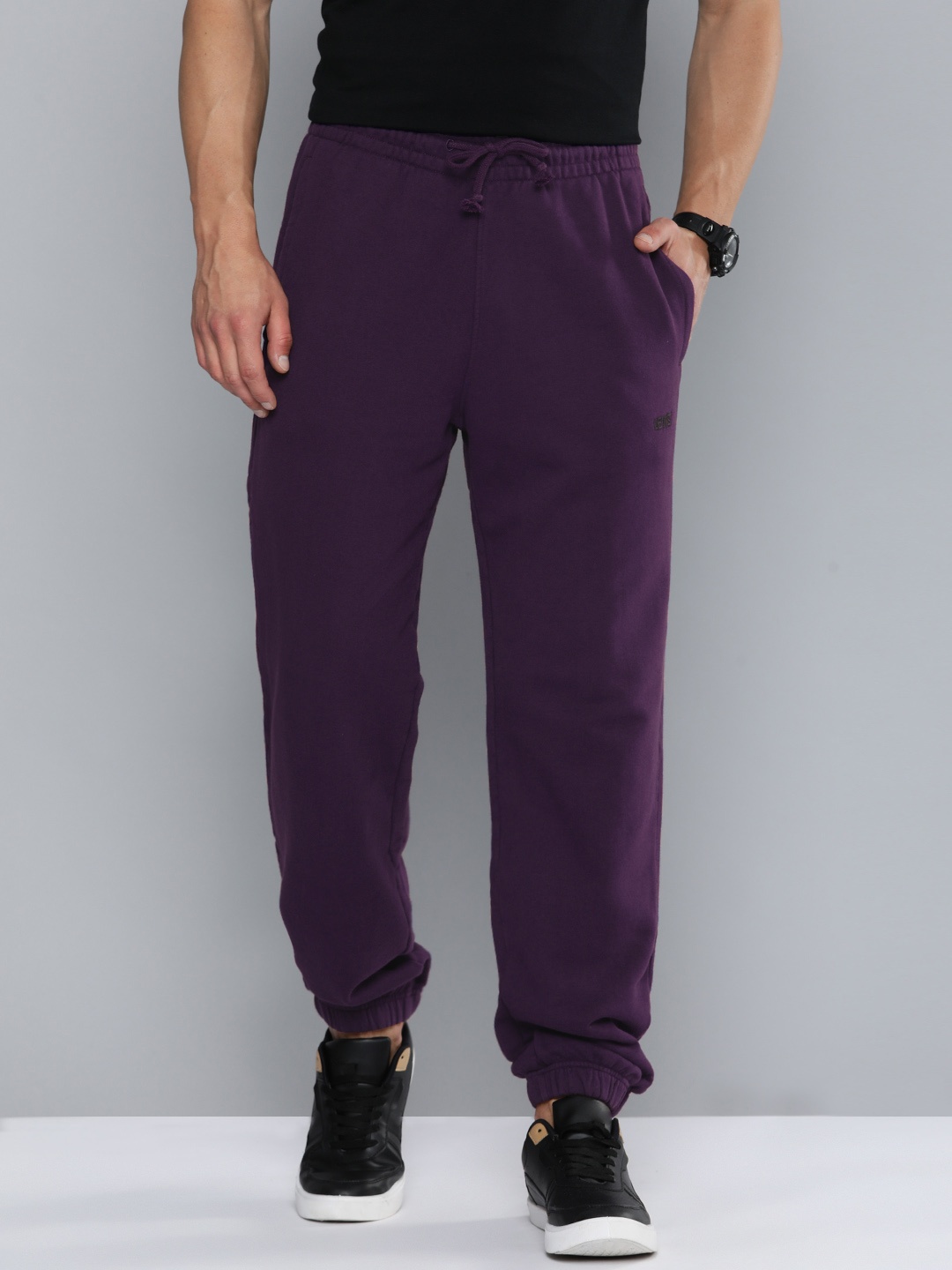 

Levis Men Pure Cotton Joggers, Purple