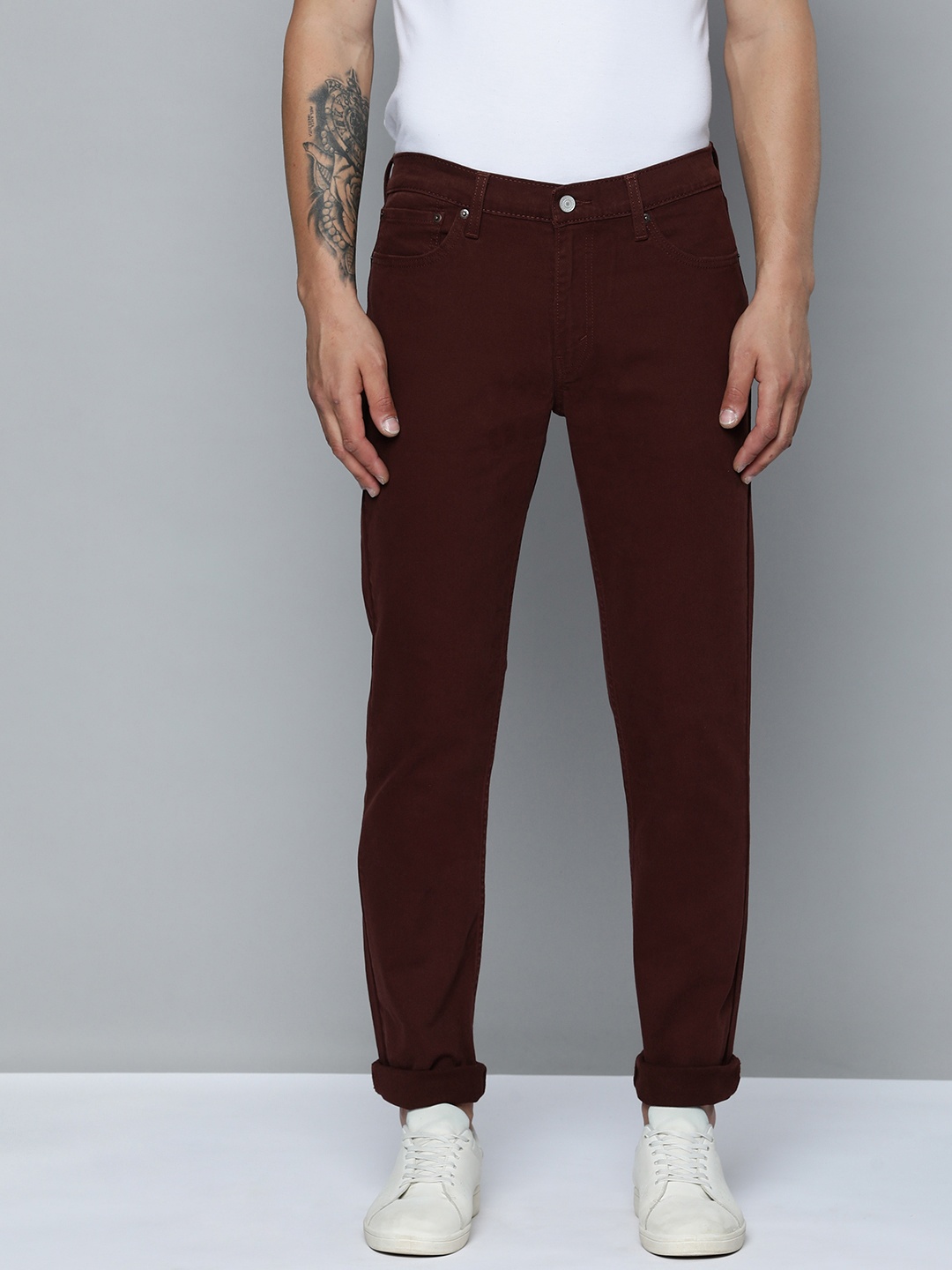 

Levis Men Slim Fit Mid-Rise Stretchable Jeans, Maroon