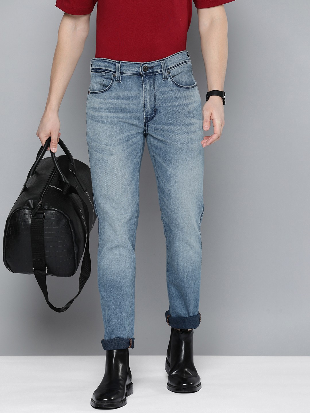 

Levis Men 511 Slim Fit Light Fade Mid-Rise Stretchable Jeans, Blue