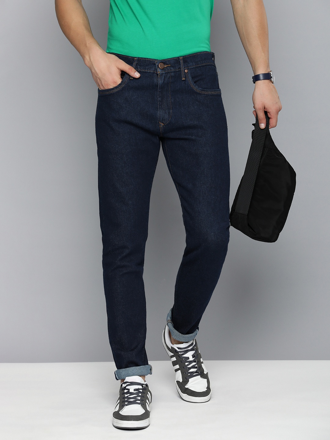 

Levis Men Tapered Fit Stretchable Jeans, Navy blue