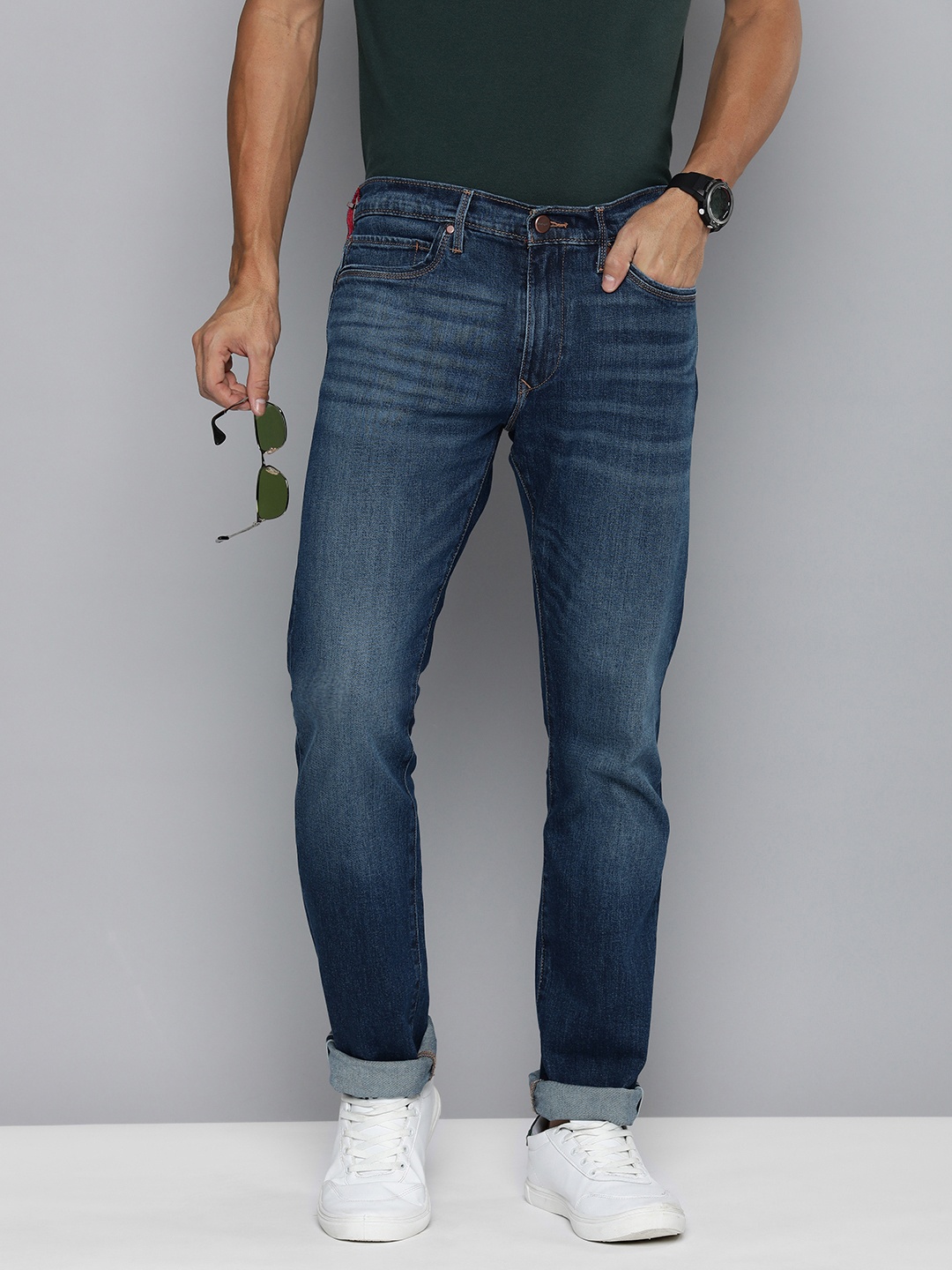 

Levis Slim Fit Light Fade Mid-Rise Stretchable Jeans, Blue