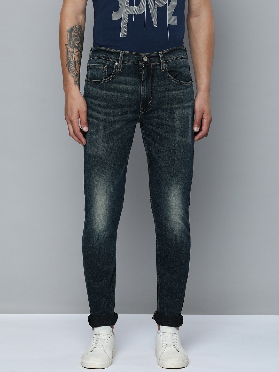 

Levis Men Tapered Fit Heavy Fade Stretchable Jeans, Blue