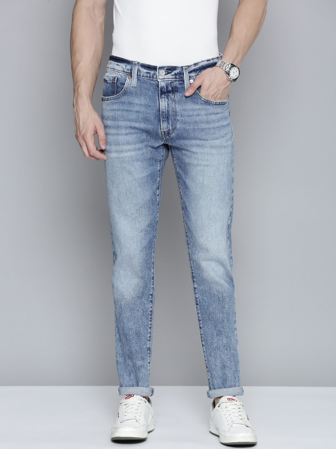 

Levis Men 512 Slim Fit Light Fade Stretchable Jeans, Blue