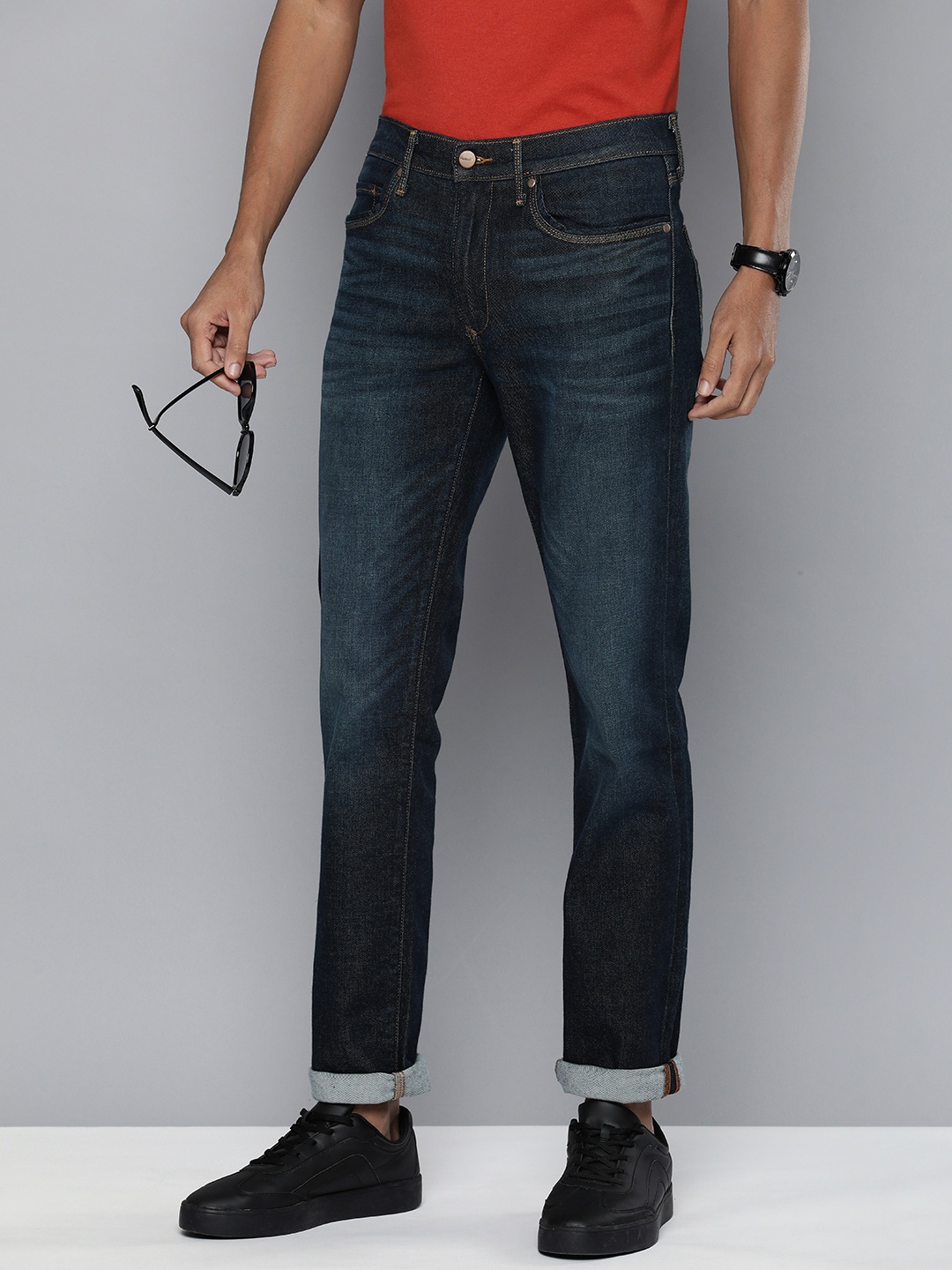 

Levis Men 511 Slim Fit Light Fade Stretchable Jeans, Navy blue