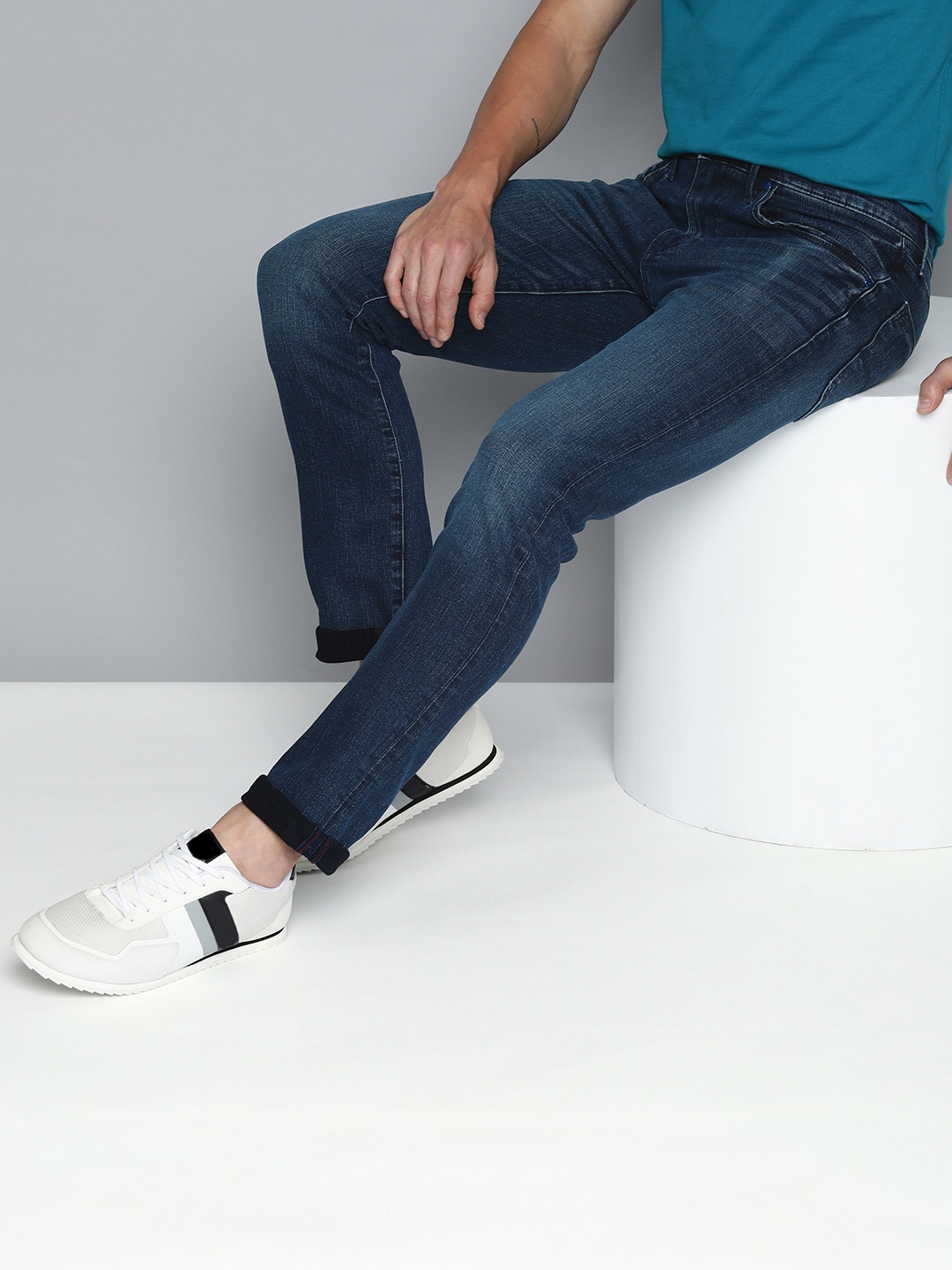 

Levis Men Skinny Fit Light Fade Stretchable Jeans, Blue