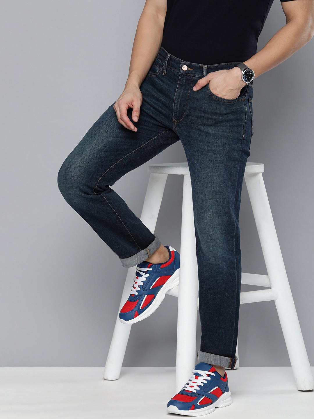 

Levis Men Slim Fit Light Fade Stretchable Jeans, Blue