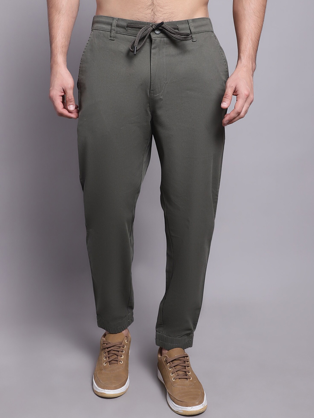 

Cantabil Men Mid-Rise Cotton Joggers, Olive