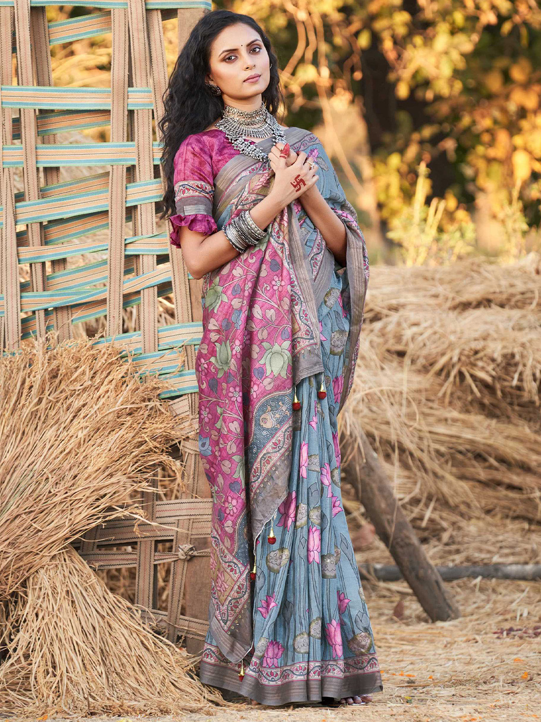 

Mitera Grey & Pink Kalamkari Saree