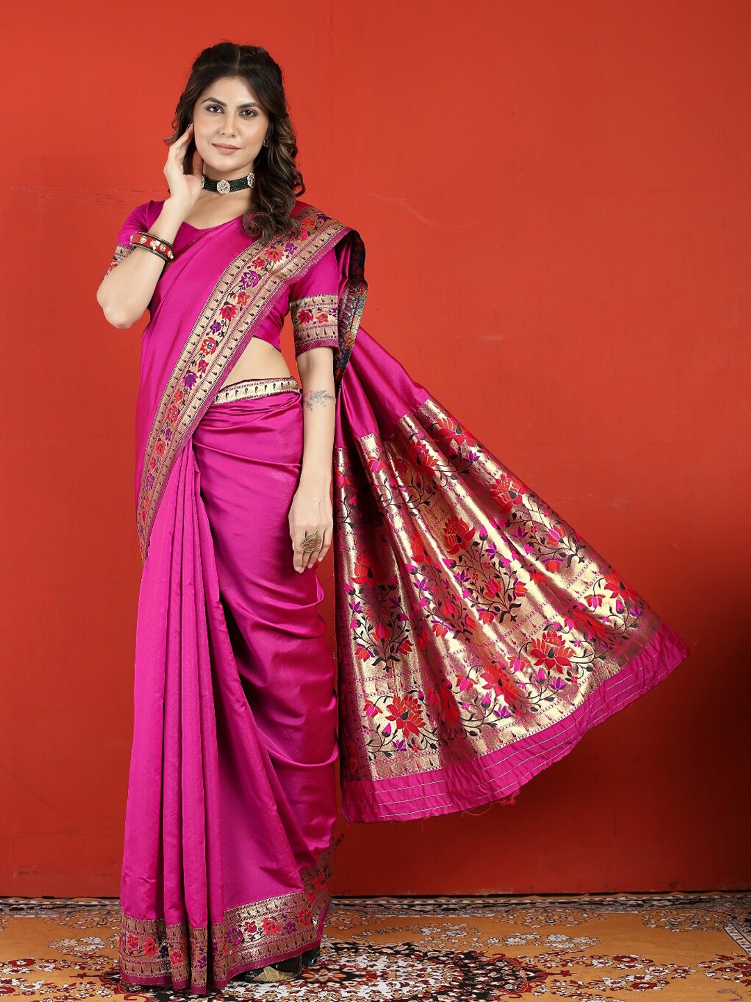 

AVANTIKA FASHION Ethnic Motifs Woven Design Zari Pure Silk Paithani Saree, Pink