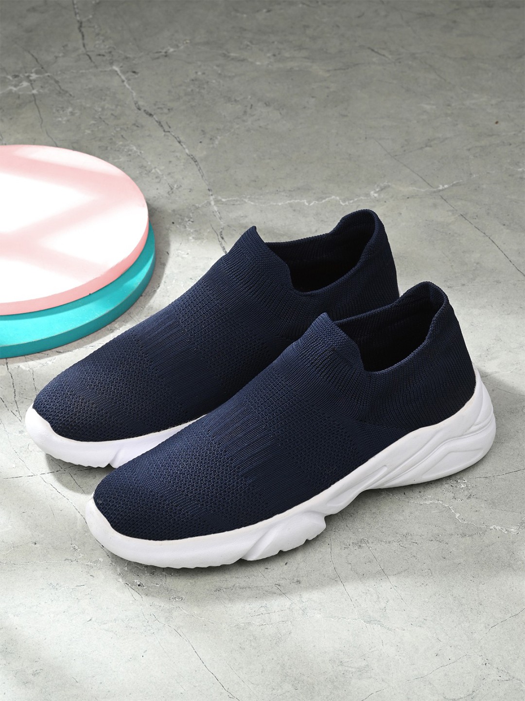 

The Roadster Lifestyle Co. Men Navy Blue & White Lightweight Comfort Slip-On Sneakers