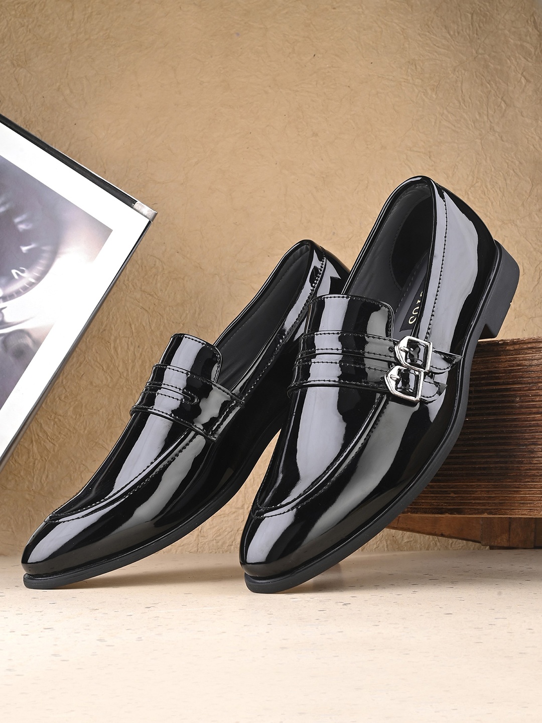 

INVICTUS Men Round Toe Formal Loafers With Buckle Detail, Black