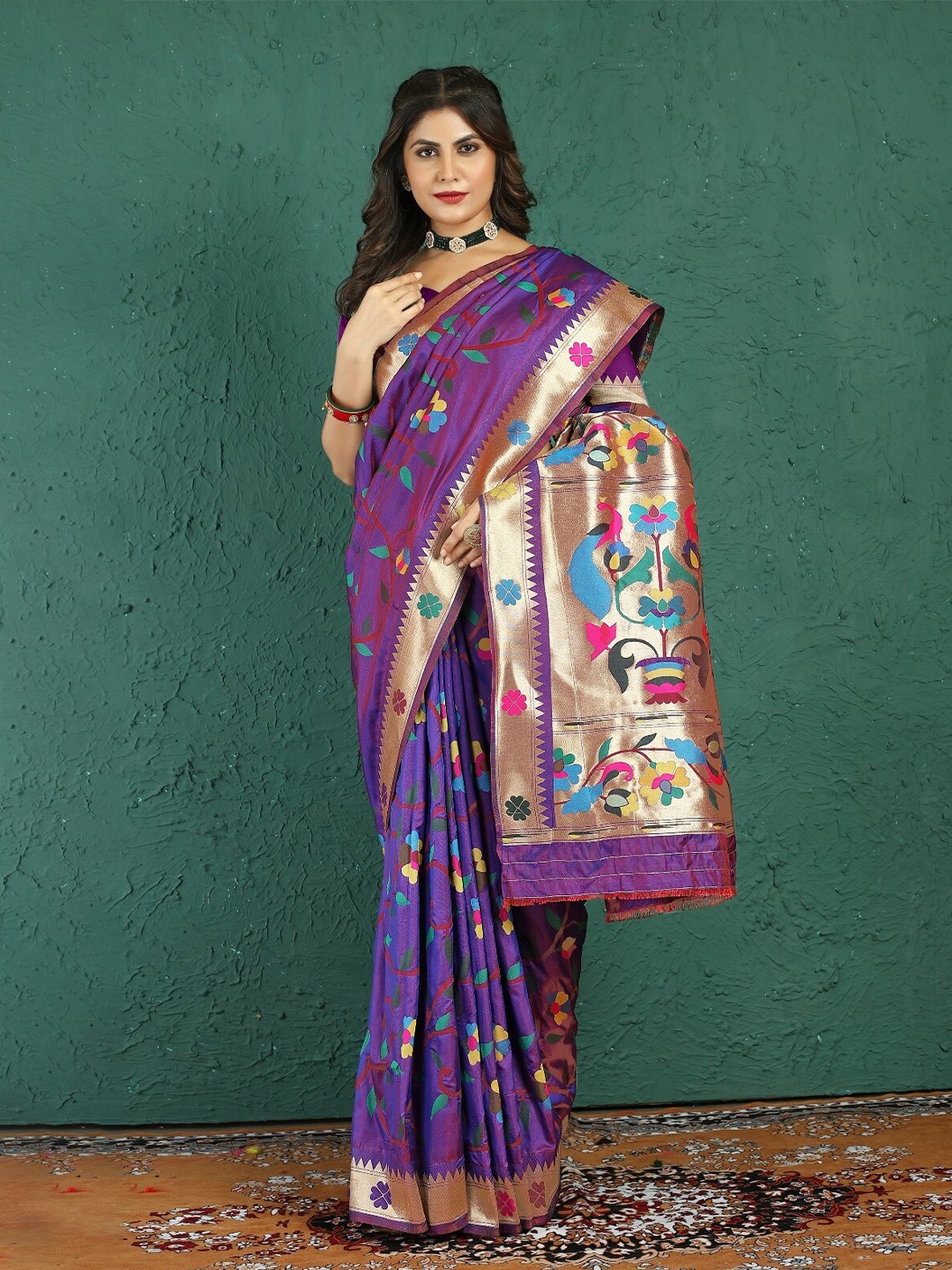 

AVANTIKA FASHION Ethnic Motifs Printed Zari Pure Silk Paithani Saree, Purple