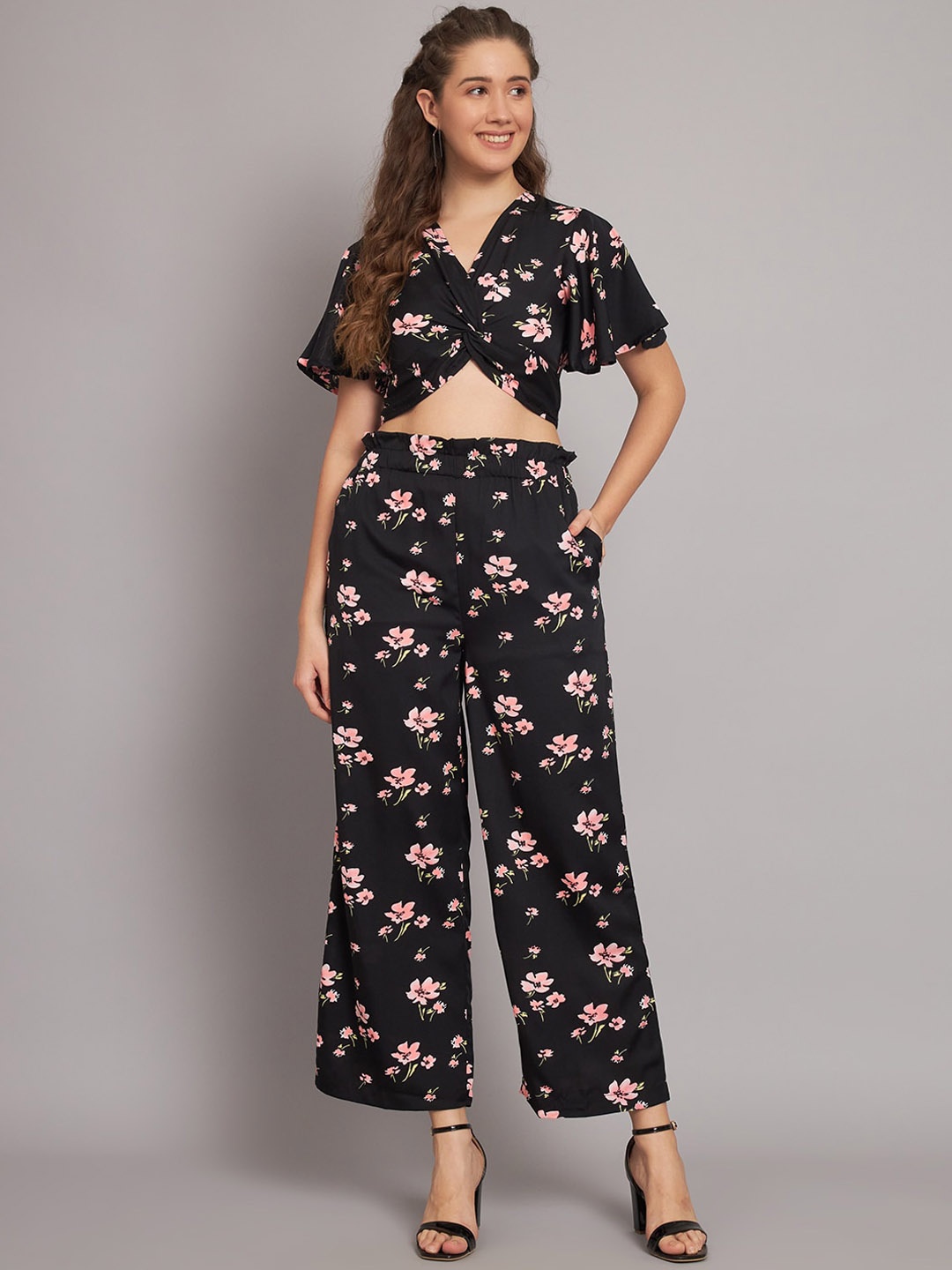 

The Vanca Floral Printed Crop-Top & Trouser Co-Ords, Black