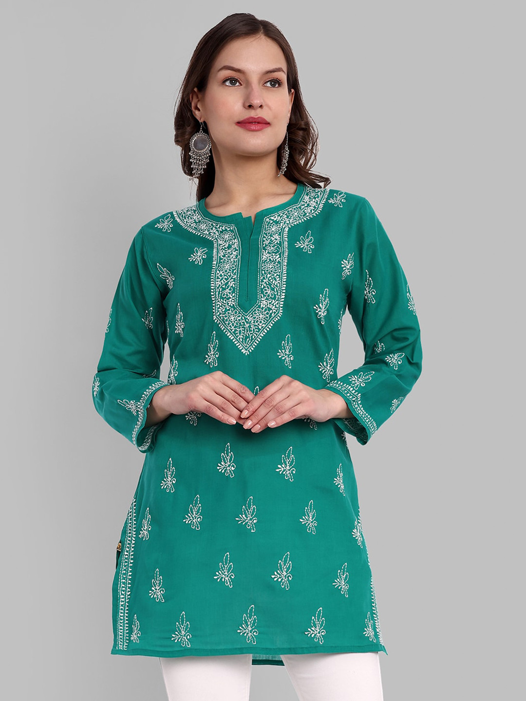 

ADA Ethnic Motifs Embroidered Chikankari Pure Cotton Kurti, Green