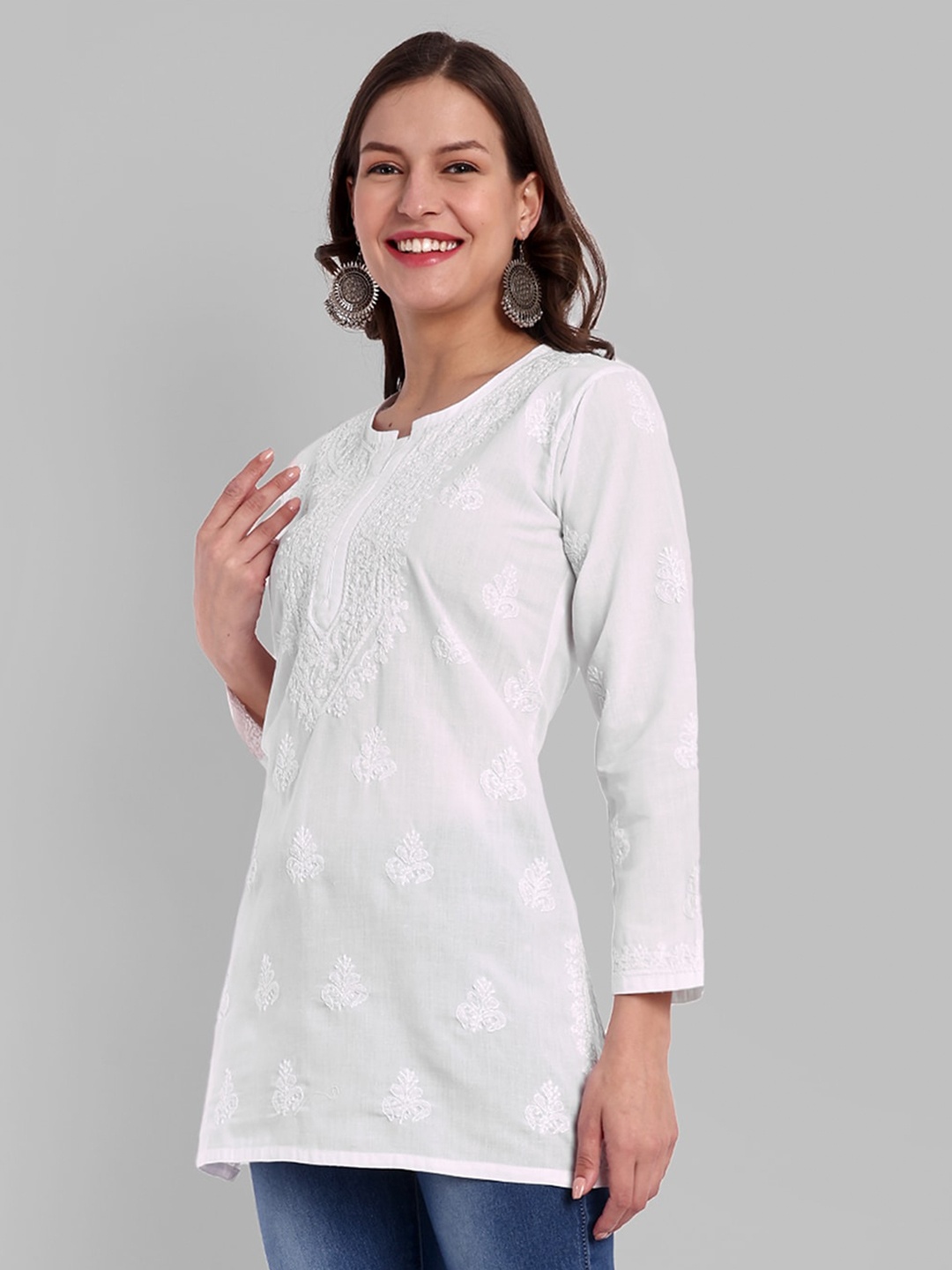 

ADA Ethnic Motifs Embroidered Chikankari Pure Cotton Kurti, White