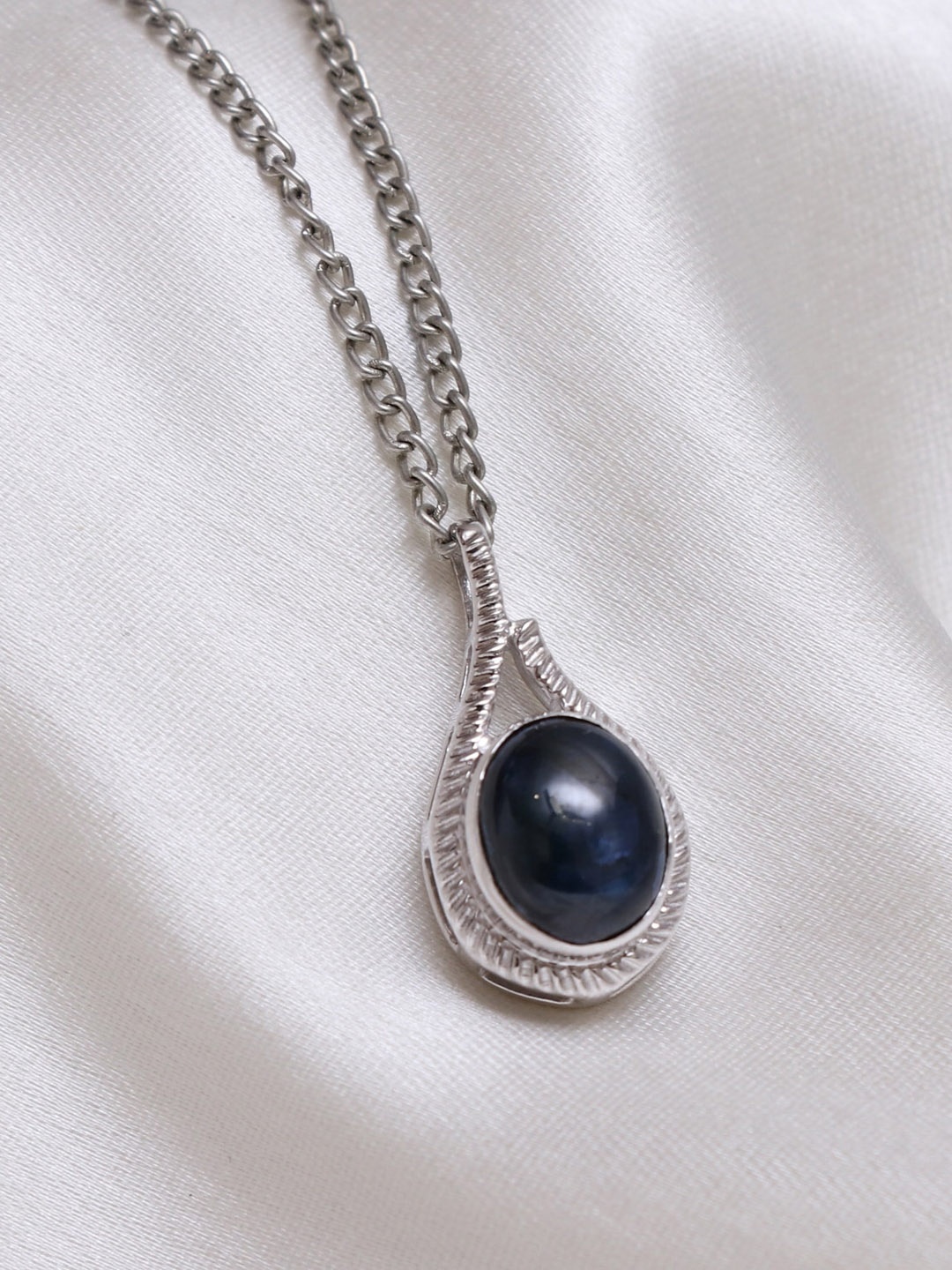 

HIFLYER JEWELS 92.5 Sterling Silver Stone-Studded Pendant With Chain, Blue
