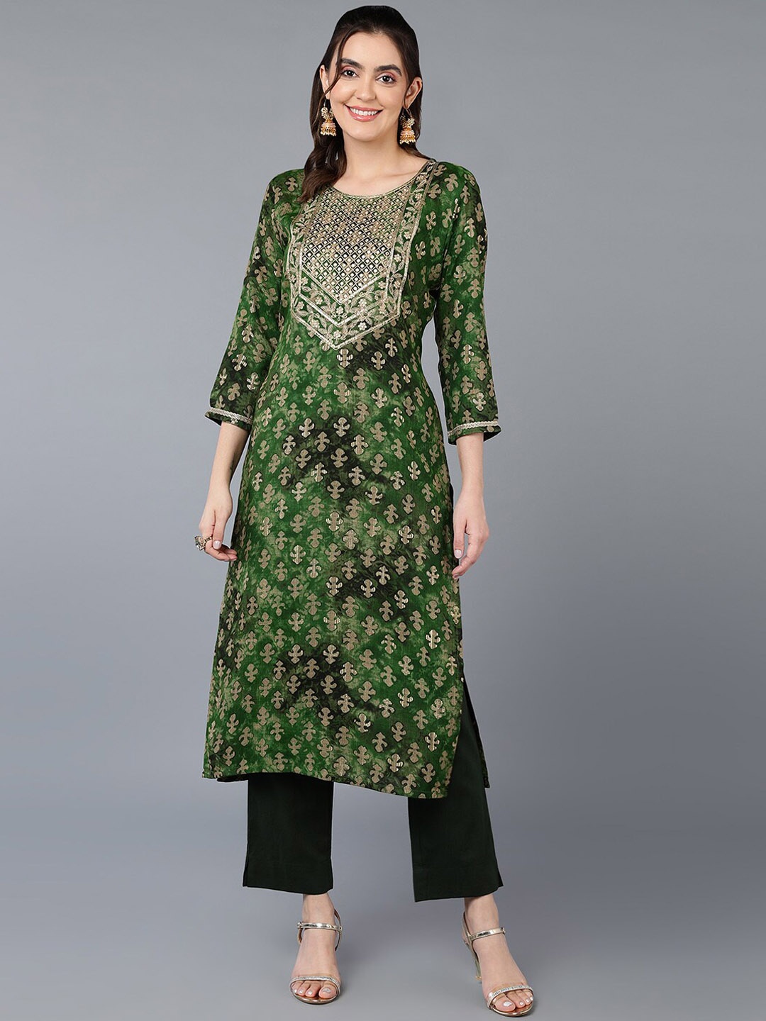 

AHIKA Ethnic Motifs Printed Keyhole Neck Sequinned Kurta, Green