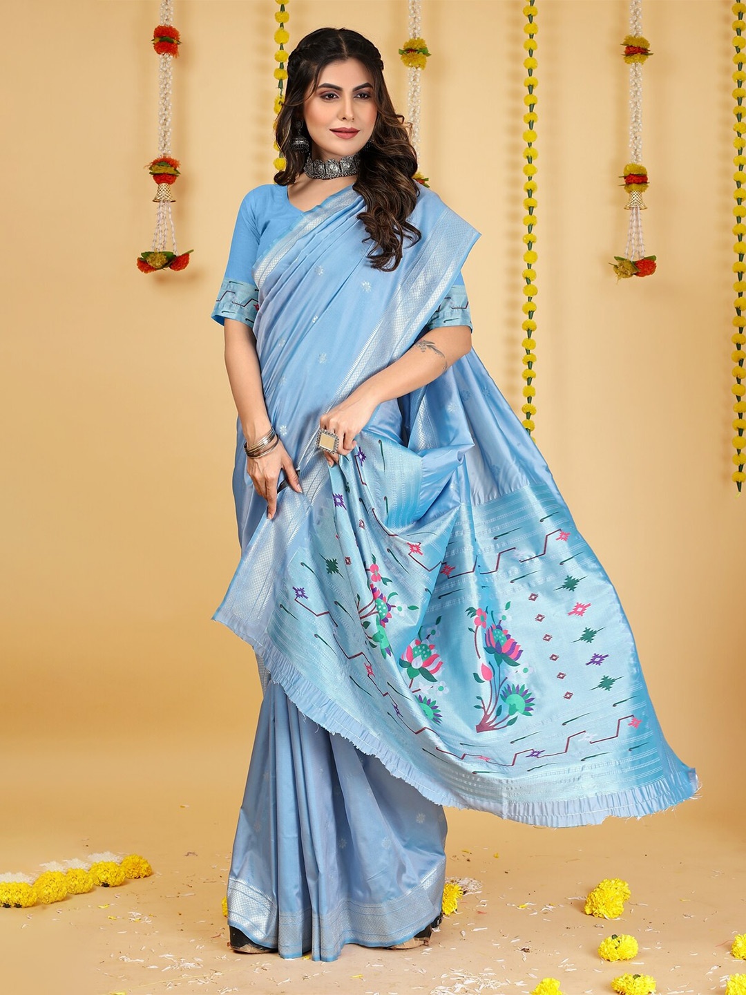 

AVANTIKA FASHION Floral Printed Pure Silk Kanjeevaram Saree, Turquoise blue