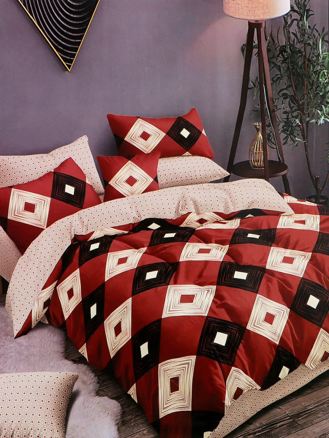 

Bajo's Red & Black Geometric 300 TC Cotton Queen Bedsheet with 2 Pillow Covers