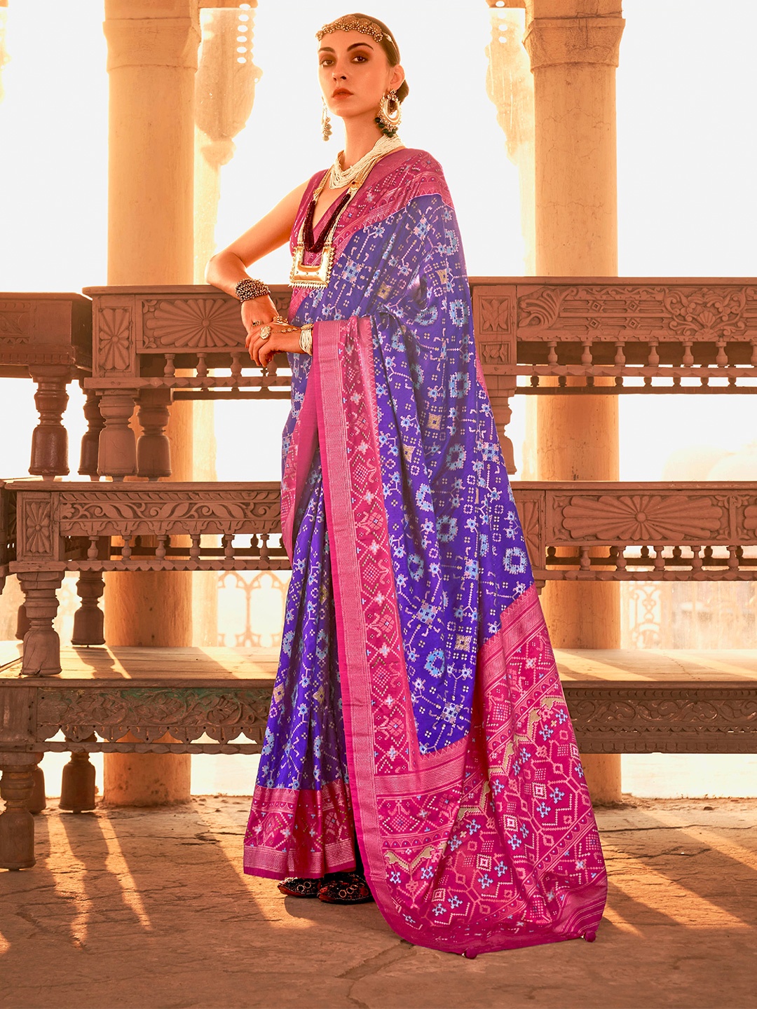 

Mitera Purple & Pink Ethnic Motifs Printed Woven Design Border Zari Silk Blend Saree, Blue