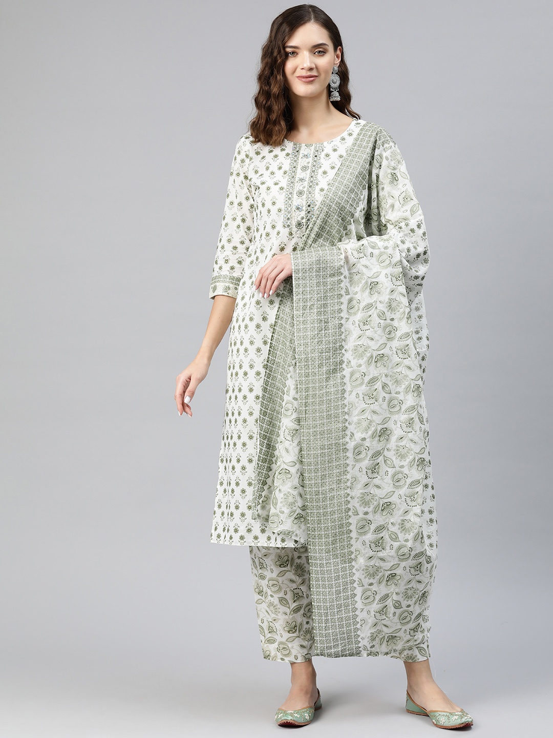 

Readiprint Fashions Women Floral Printed Sequinned Cotton Kurta with Palazzos & Dupatta, Green