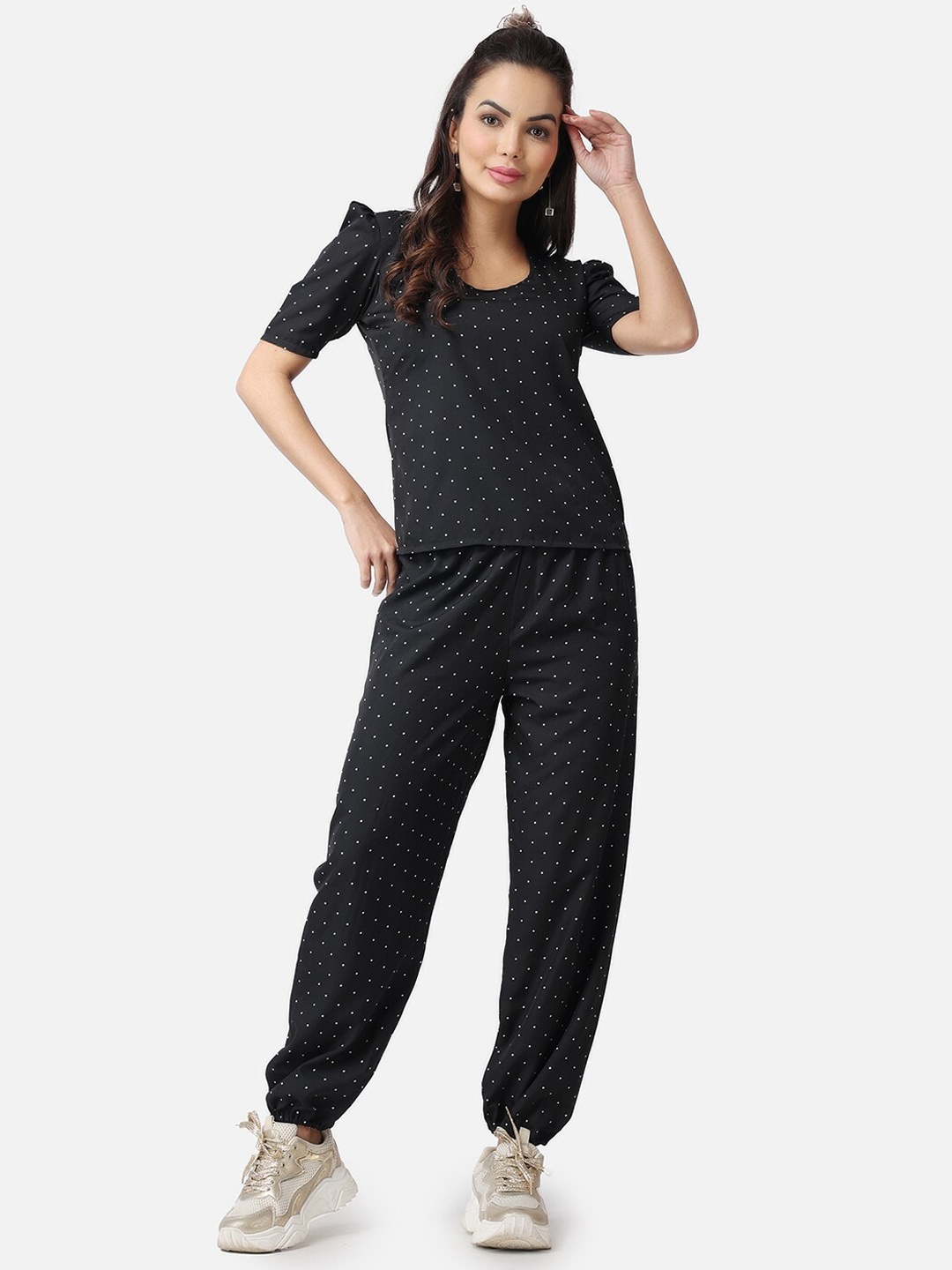 

Popwings Polka Dots Printed Top With Joggers, Black