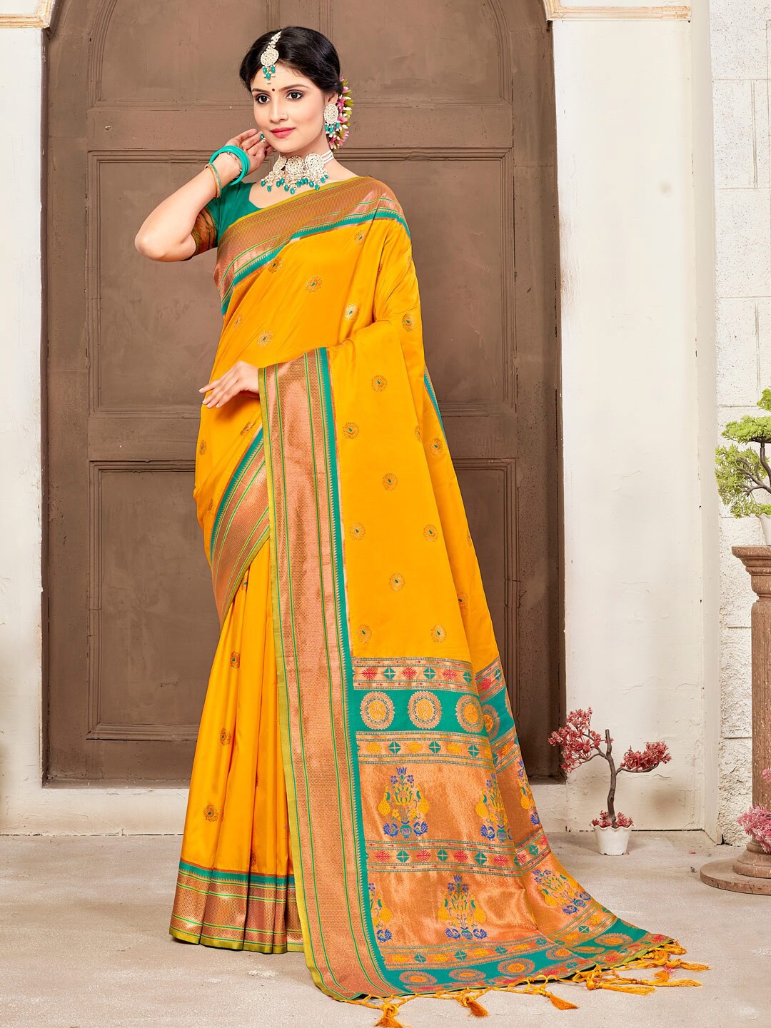 

SANGAM PRINTS Ethnic Motifs Woven Design Zari Pure Silk Saree, Yellow
