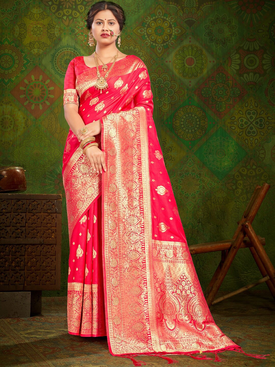 

SANGAM PRINTS Ethnic Motif Woven Design Zari Pure Silk Banarasi Saree, Pink