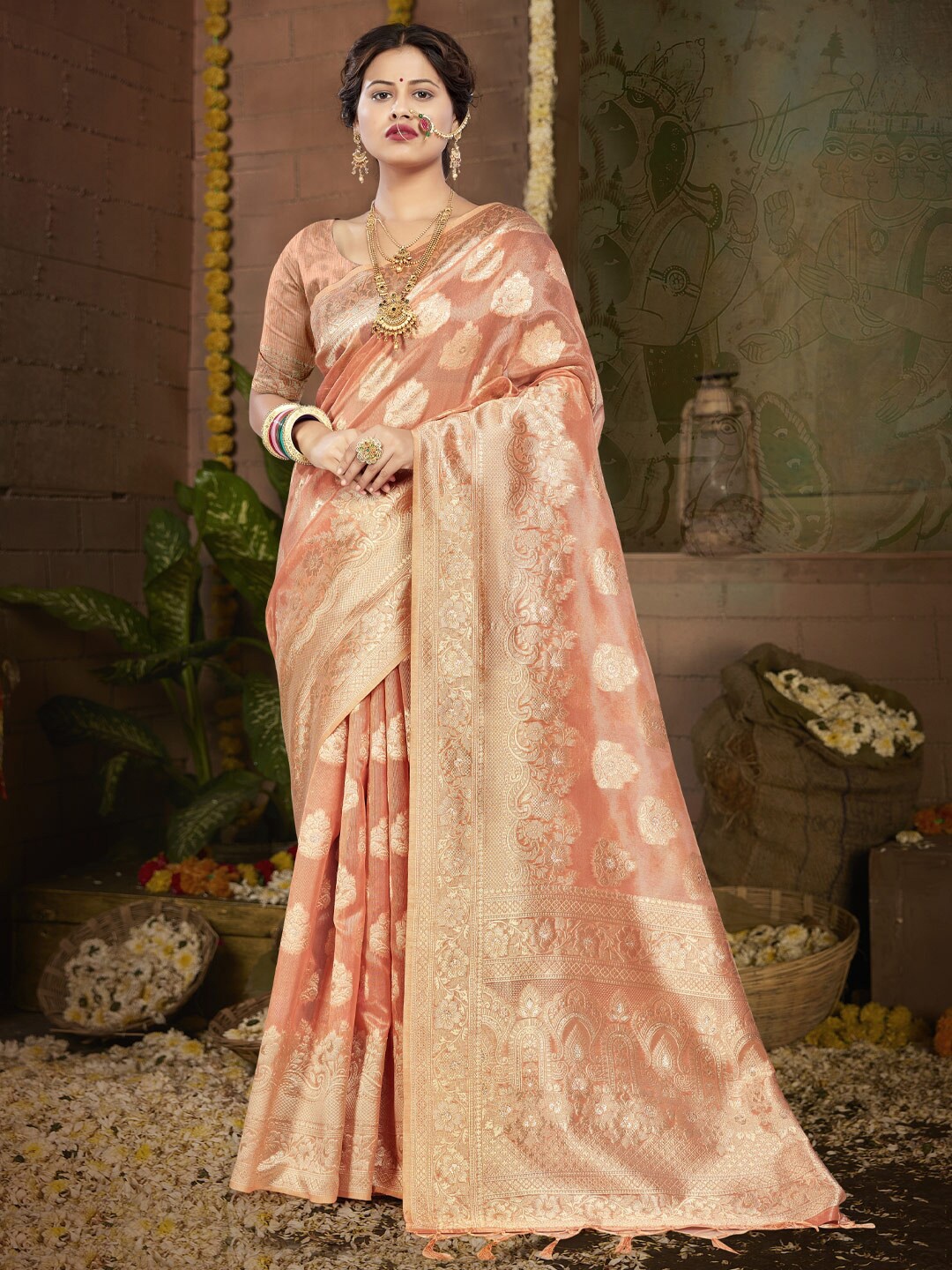 

SANGAM PRINTS Ethnic Motif Woven Design Zari Saree, Peach