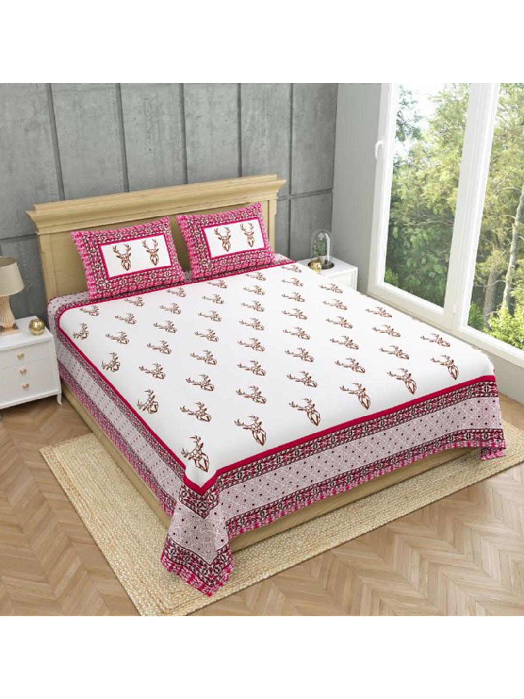 

MAFATLAL White & Pink Floral 140 TC Pure Cotton King Bedsheet with 2 Pillow Covers