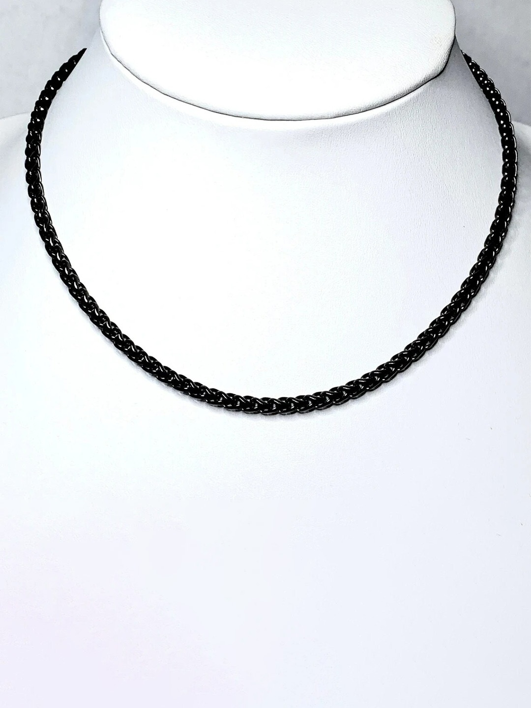 

KARISHMA KREATIONS Unisex Stainless Steel Braind Curb Cuban Link Chain, Black
