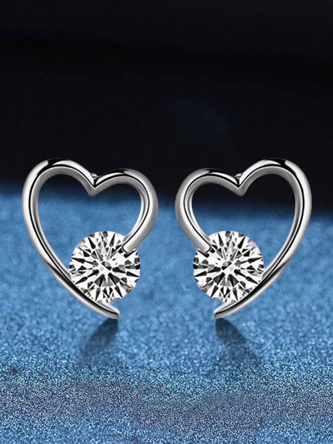 

MYKI Silver-Toned Heart-Shaped CZ-Studed Earrings