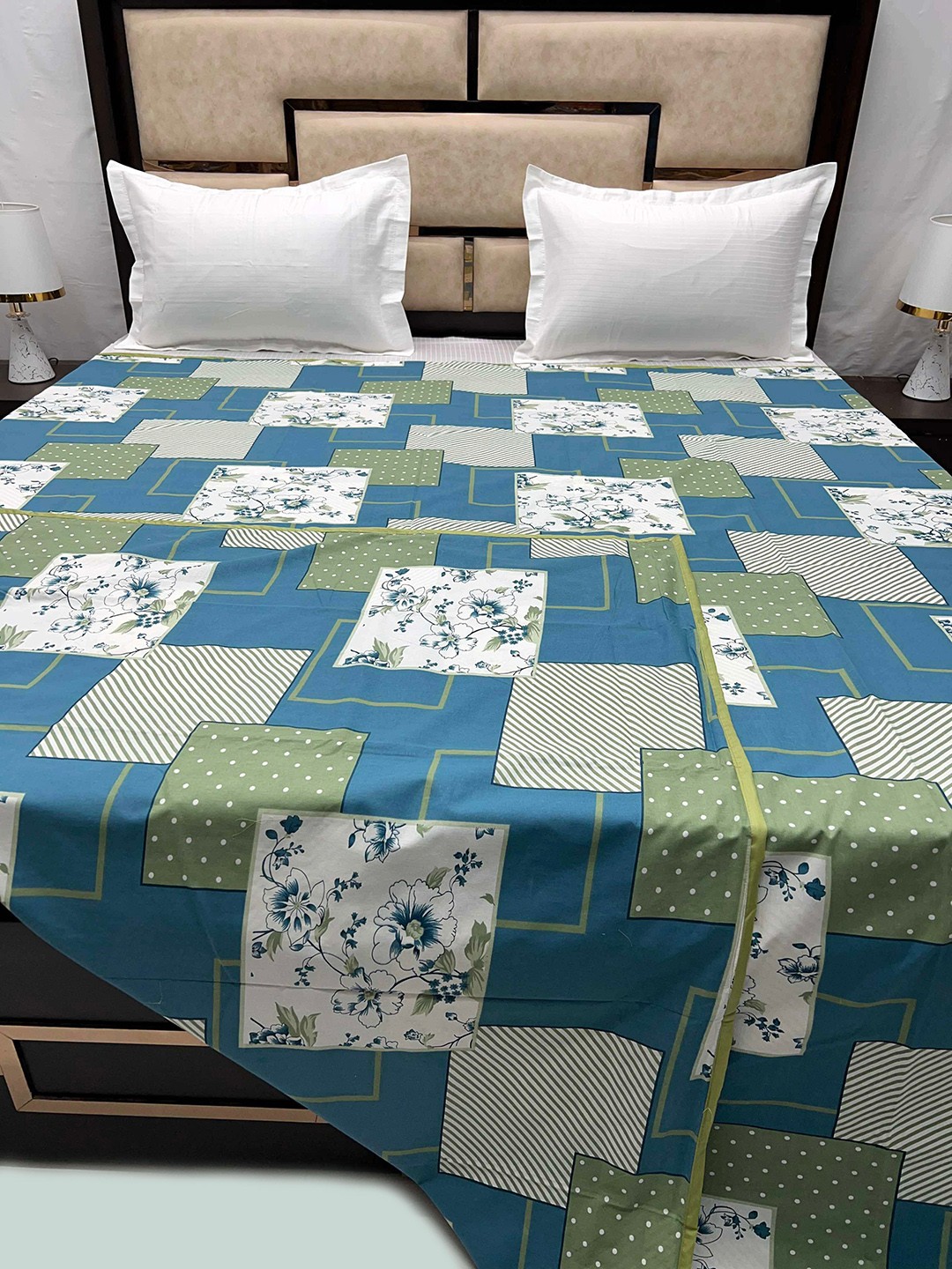 

Pure Decor Green & Blue Printed 250 TC Pure Cotton Duvet Cover