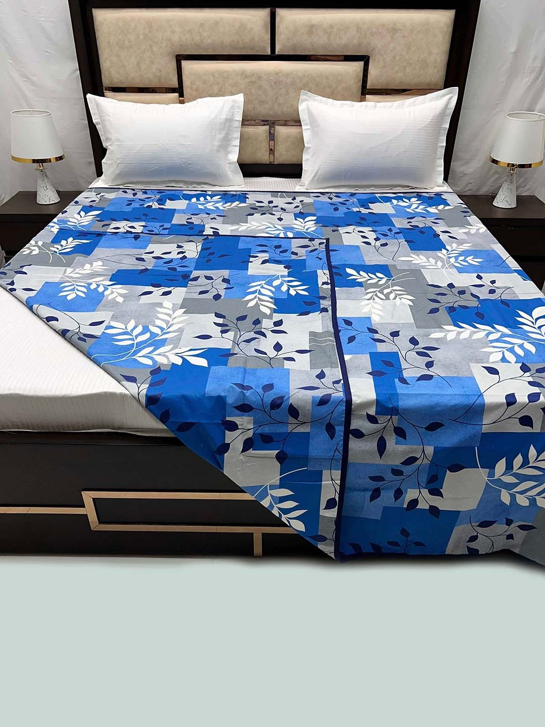 

Pure Decor Blue & Grey Colored Printed Pure Cotton King Size Duvet Cover