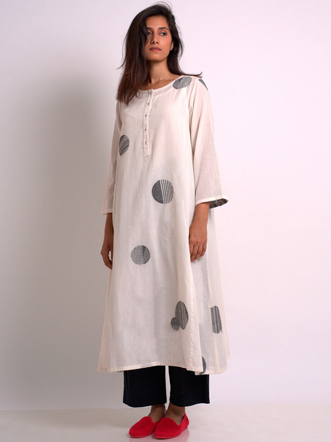 

Ganga Geometric Printed Pure Cotton A Line Kurta With Palazzos, Cream