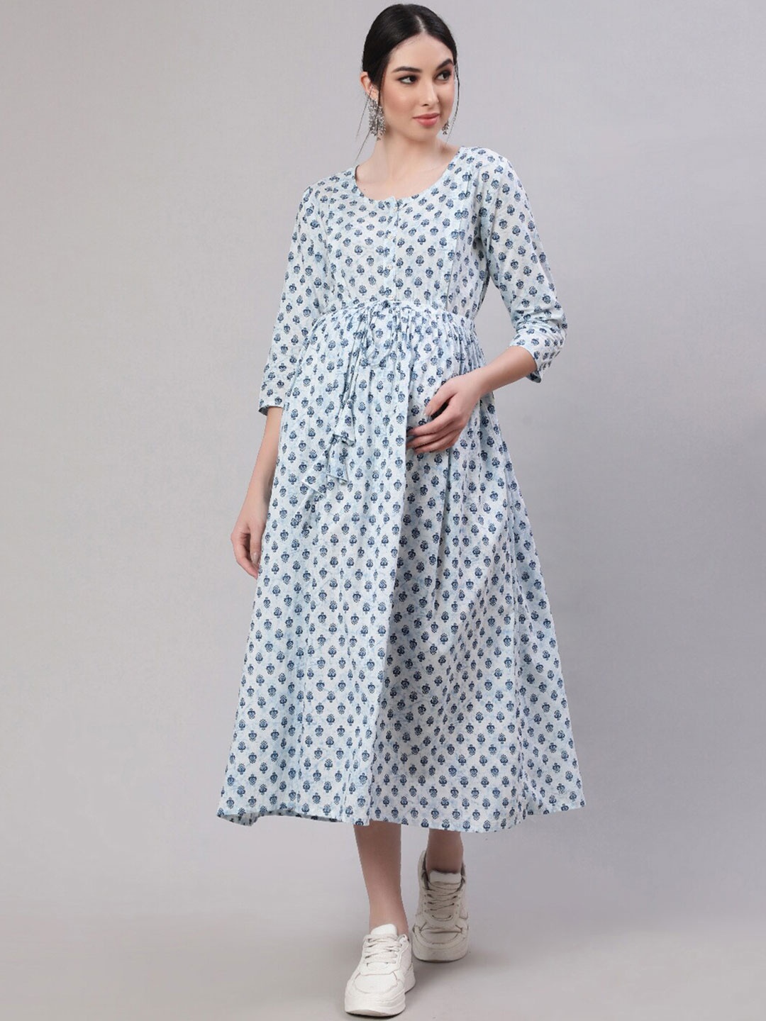 

Nayo Off White & Blue Ethnic Motifs Printed Maternity Cotton Fit & Flare Dress