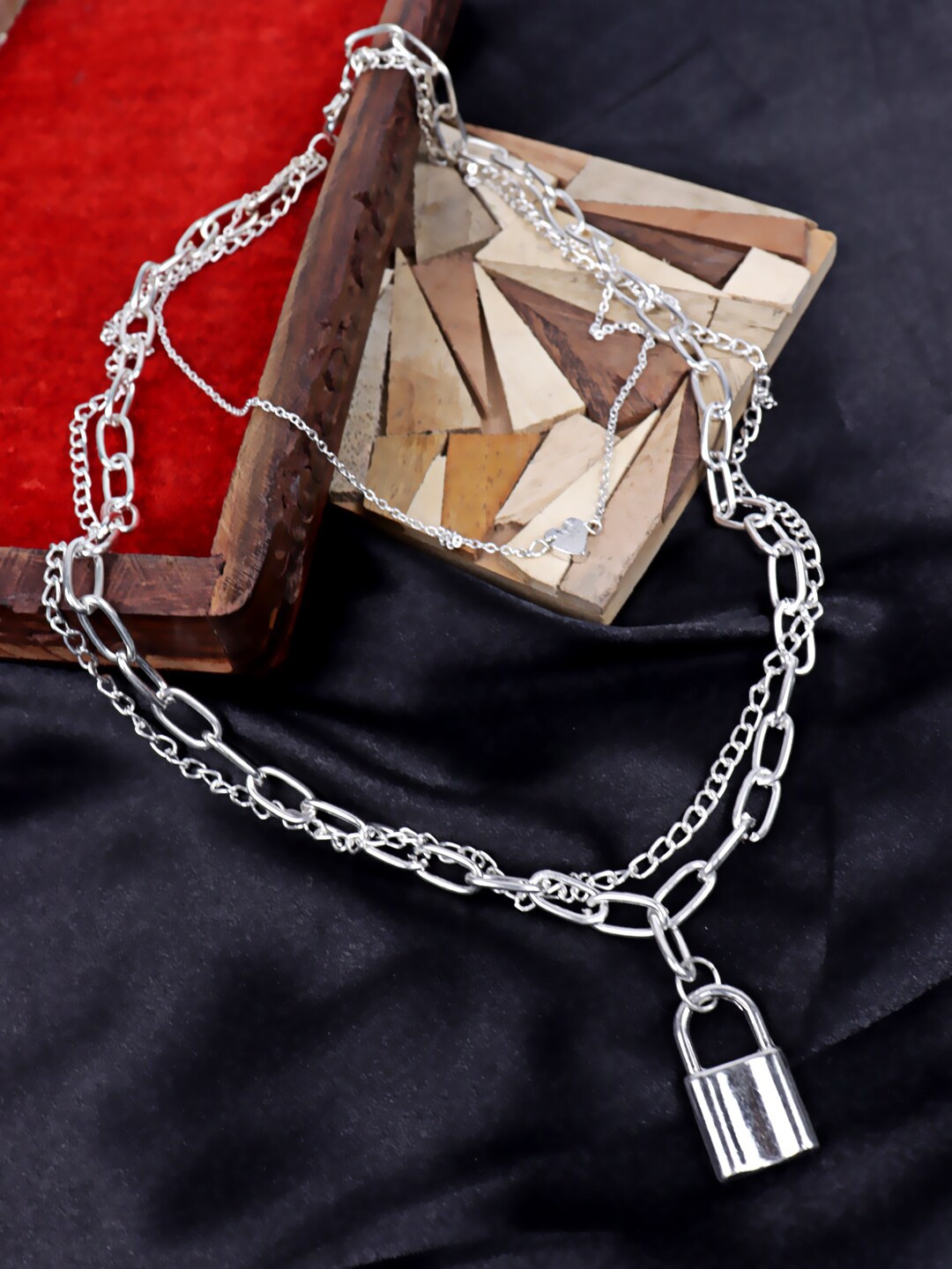 

VAGHBHATT Silver-Plated Alloy Statement Chain
