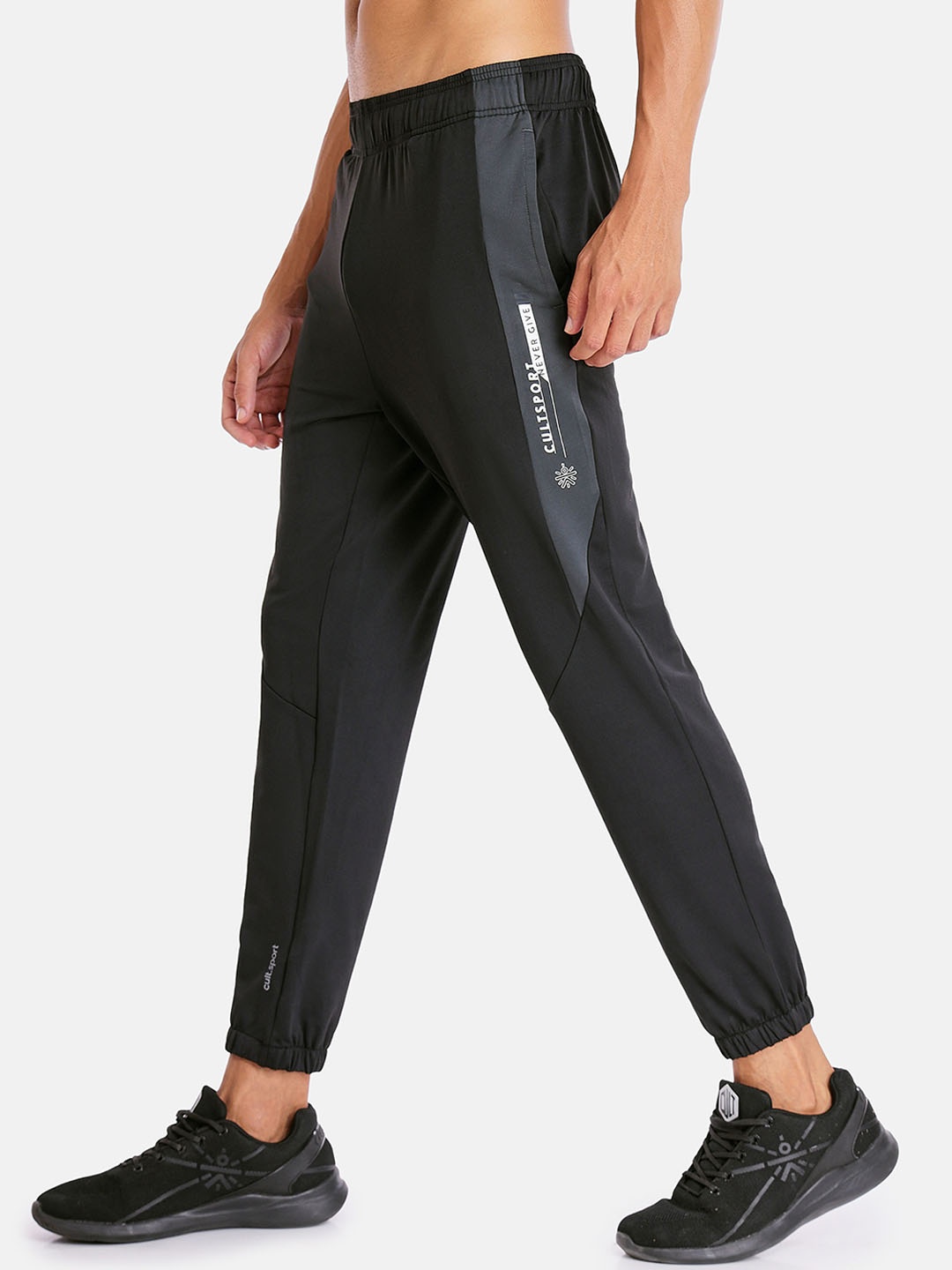 

Cultsport Men Mid Rise Fly Dry Technology Sports Joggers, Black