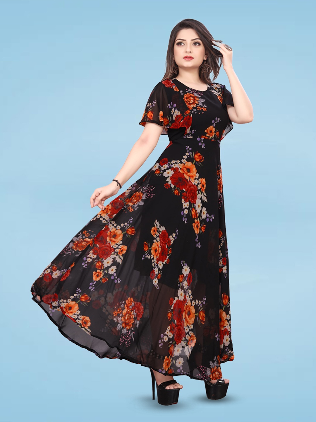 

N N ENTERPRISE Floral Printed Flared Sleeves Fit & Flare Maxi Dress, Black