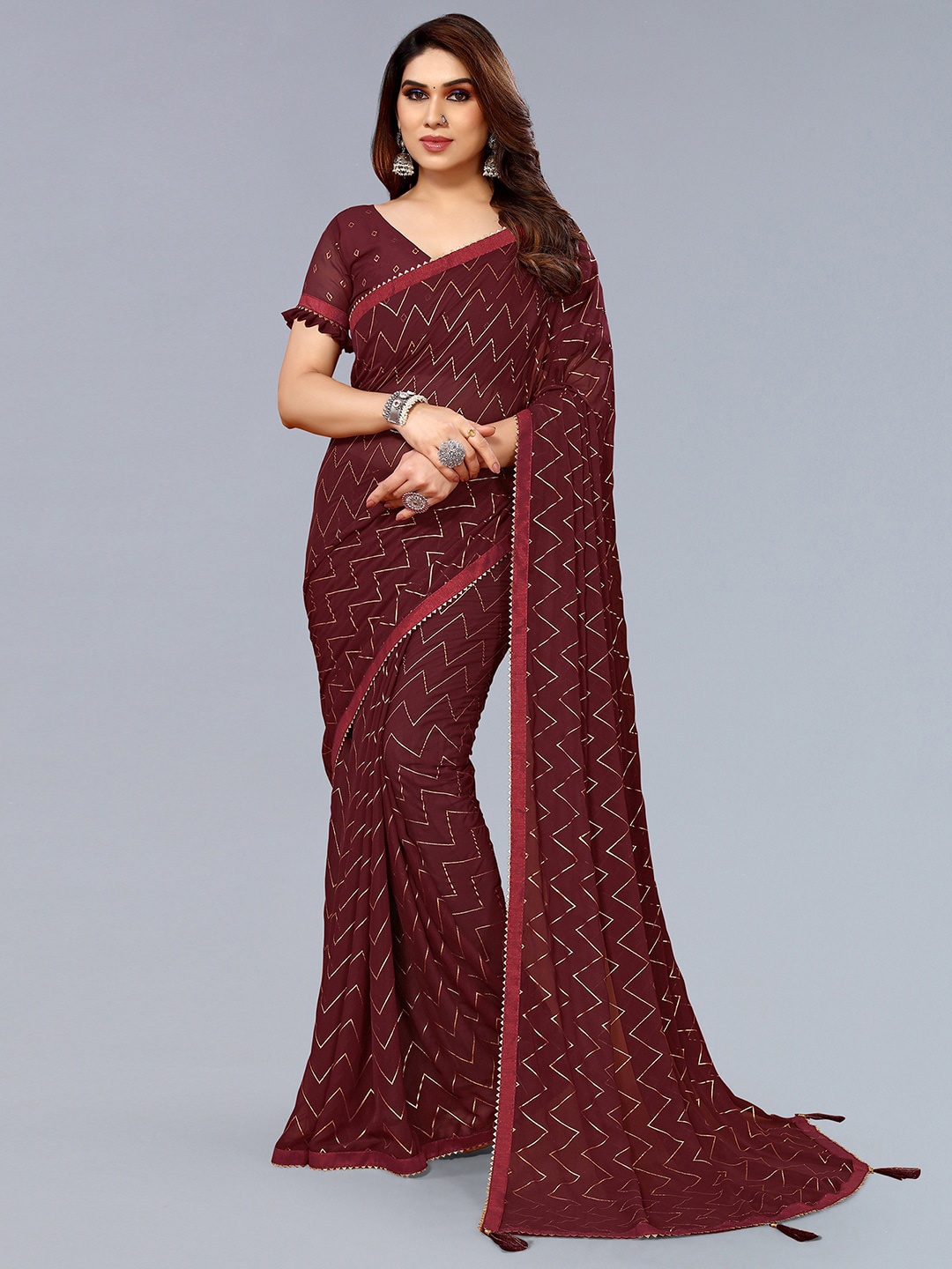 

KALINI Geometric Printed Saree, Maroon