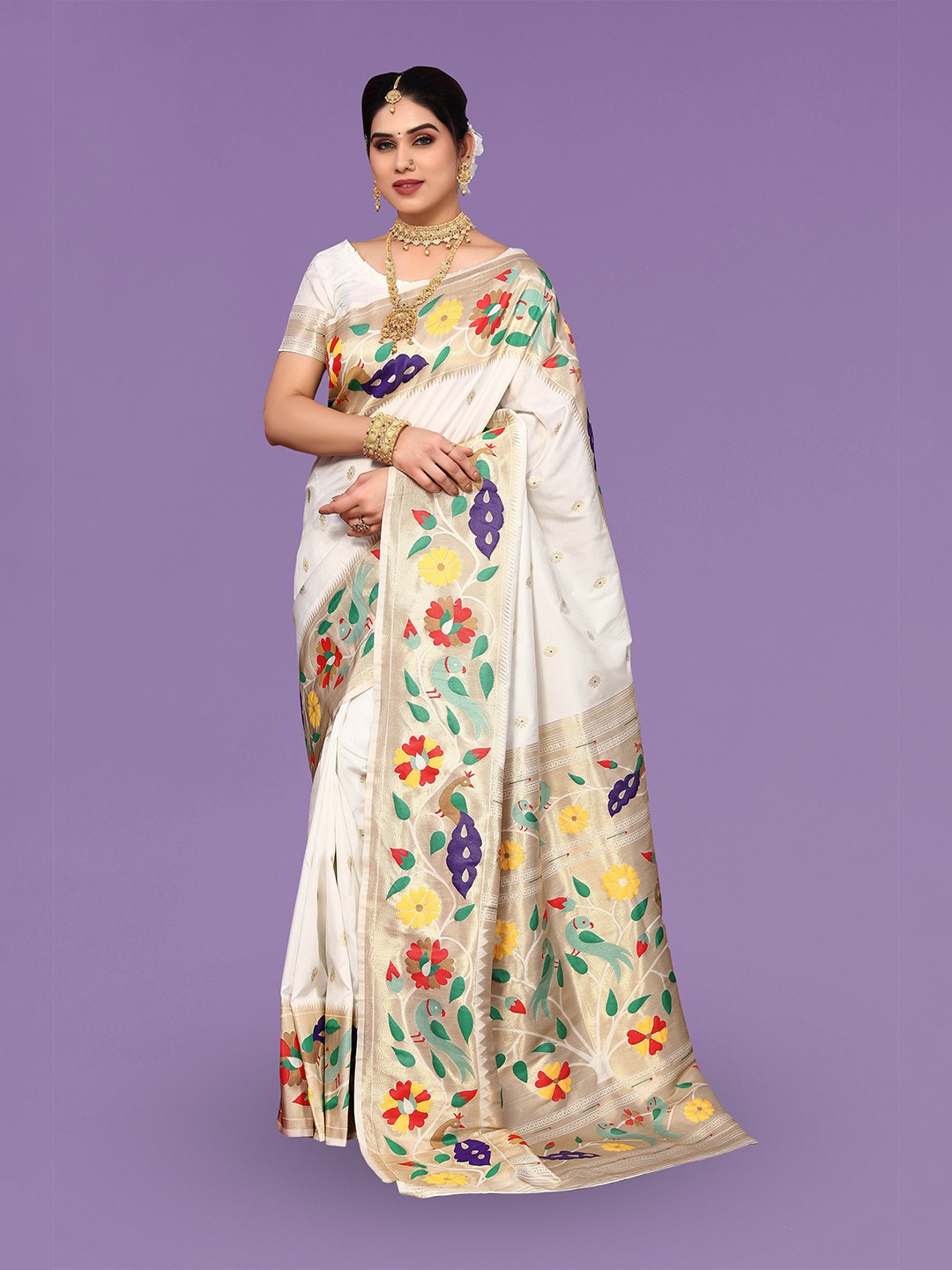 

Ekta Textiles Ethnic Motifs Woven Design Zari Pure Silk Banarasi Saree, White