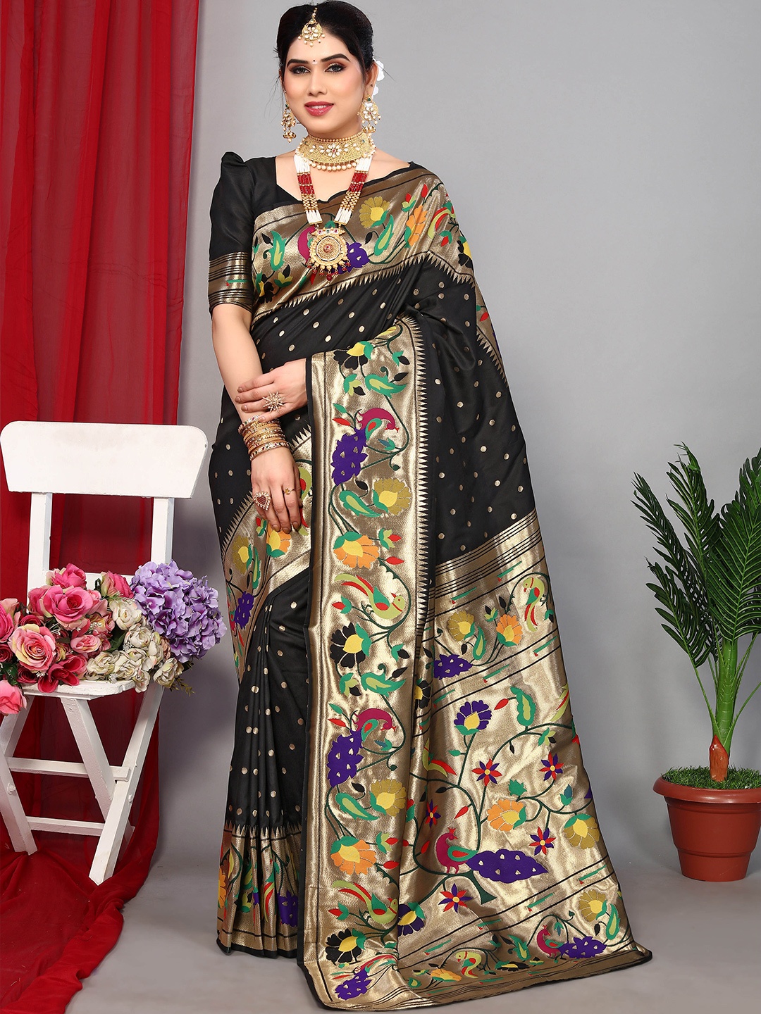 

Ekta Textiles Geometric Woven Design Zari Pure Silk Banarasi Saree, Black