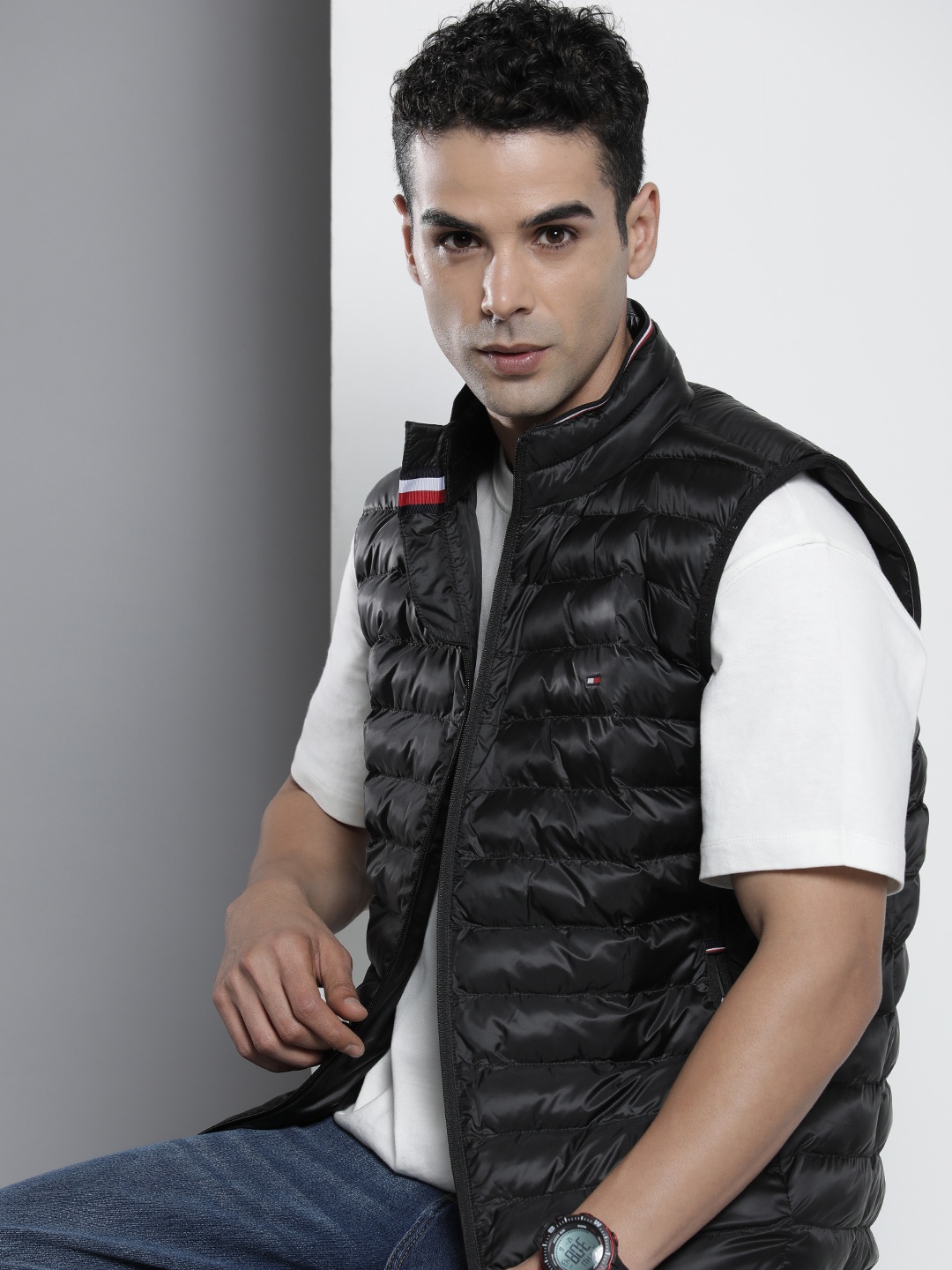 

Tommy Hilfiger Solid Sleeveless Padded Jacket, Black
