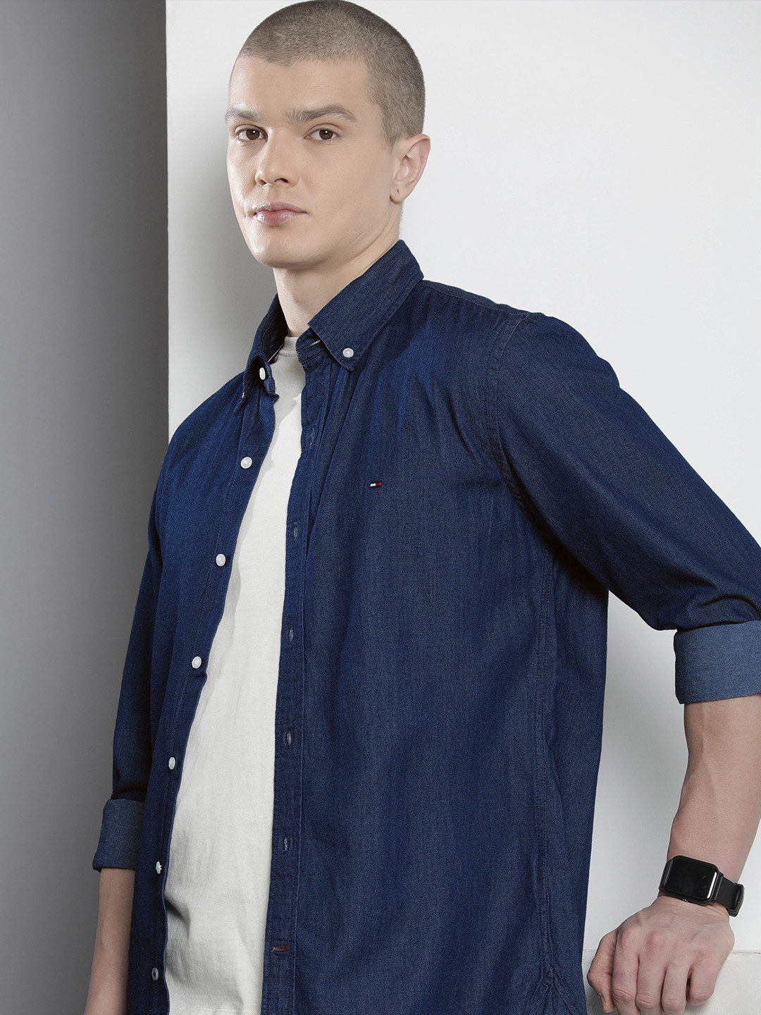 

Tommy Hilfiger Pure Cotton Solid Button-Down Collar Regular Fit Casual Shirt, Navy blue