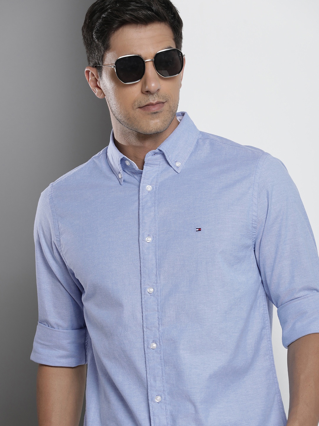 

Tommy Hilfiger Solid Button-Down Collar Casual Shirt, Blue