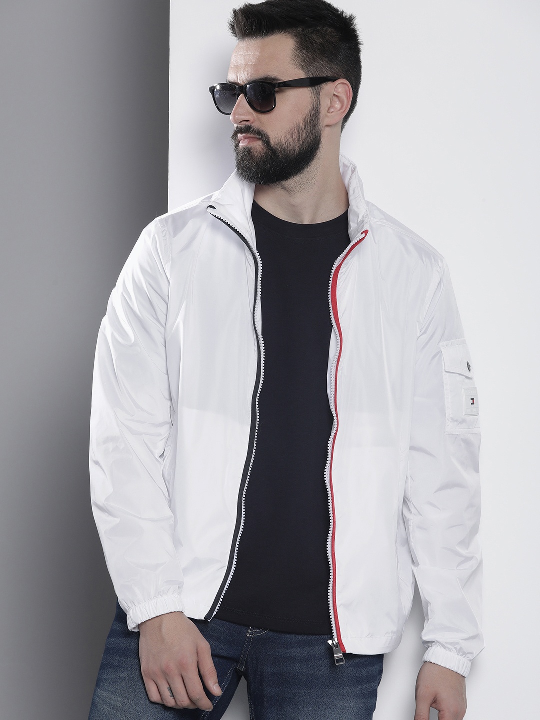 

Tommy Hilfiger Solid Hooded Sporty Jacket, White