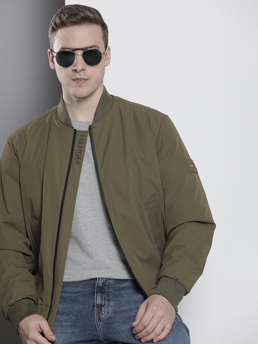 

Tommy Hilfiger Solid Long Sleeves Bomber Jacket, Olive