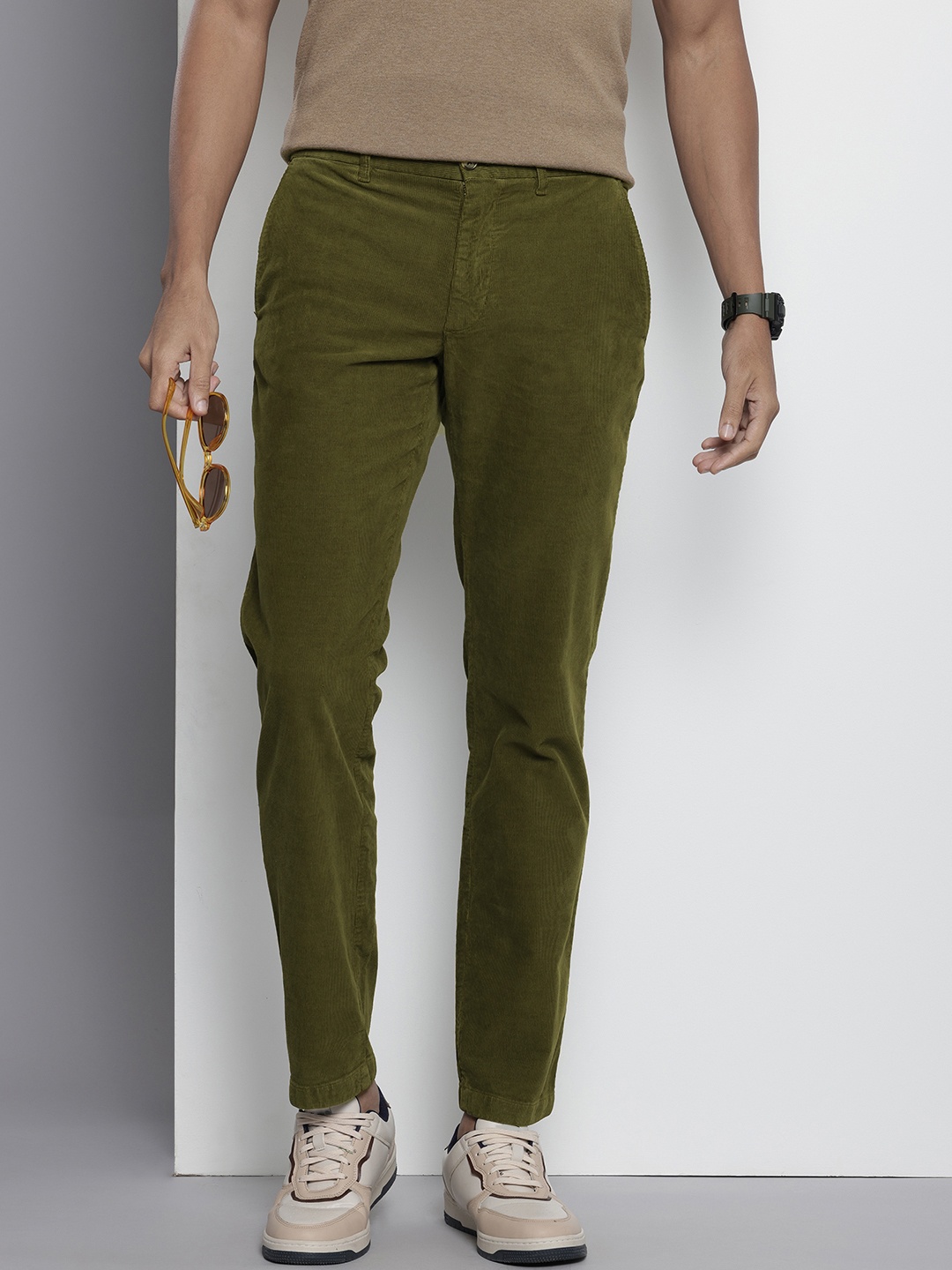 Tommy Hilfiger Men Straight Fit Corduroy Trousers, Olive