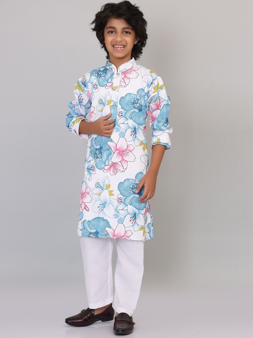 

SmartRAHO Boys Floral Printed Kurta with Pyjamas, White