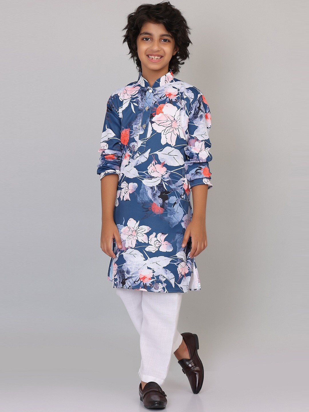 

SmartRAHO Boys Floral Printed Kurta With Pyjamas, Blue